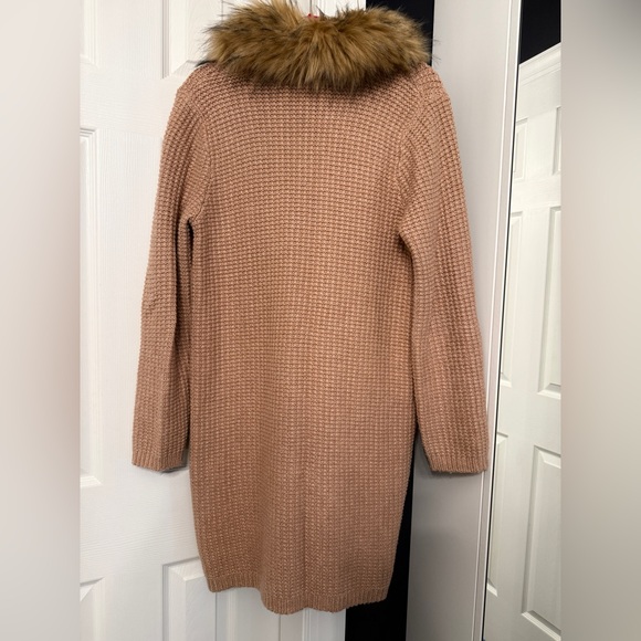 Lilly Pulitzer Camel Cardigan with Faux Fur Trim - Picture 8 of 8